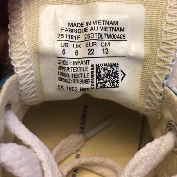 Toddler converse - Picture 6 of 6